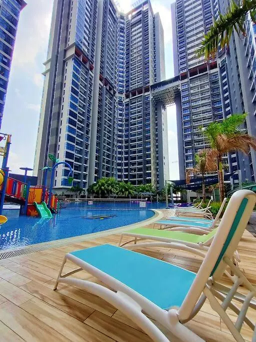 Atlantis Residence Melaka-2Bedroom-8Pax-Free Wifi